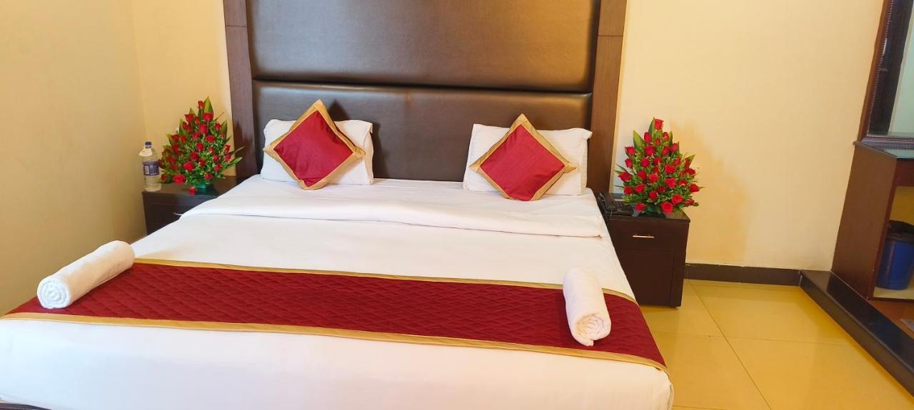 Hotel Pioneer Paradise Nāgercoil 외부 사진
