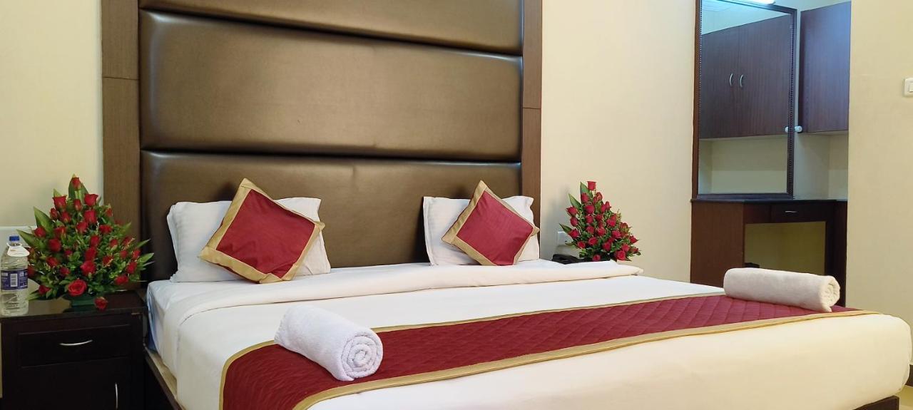 Hotel Pioneer Paradise Nāgercoil 외부 사진