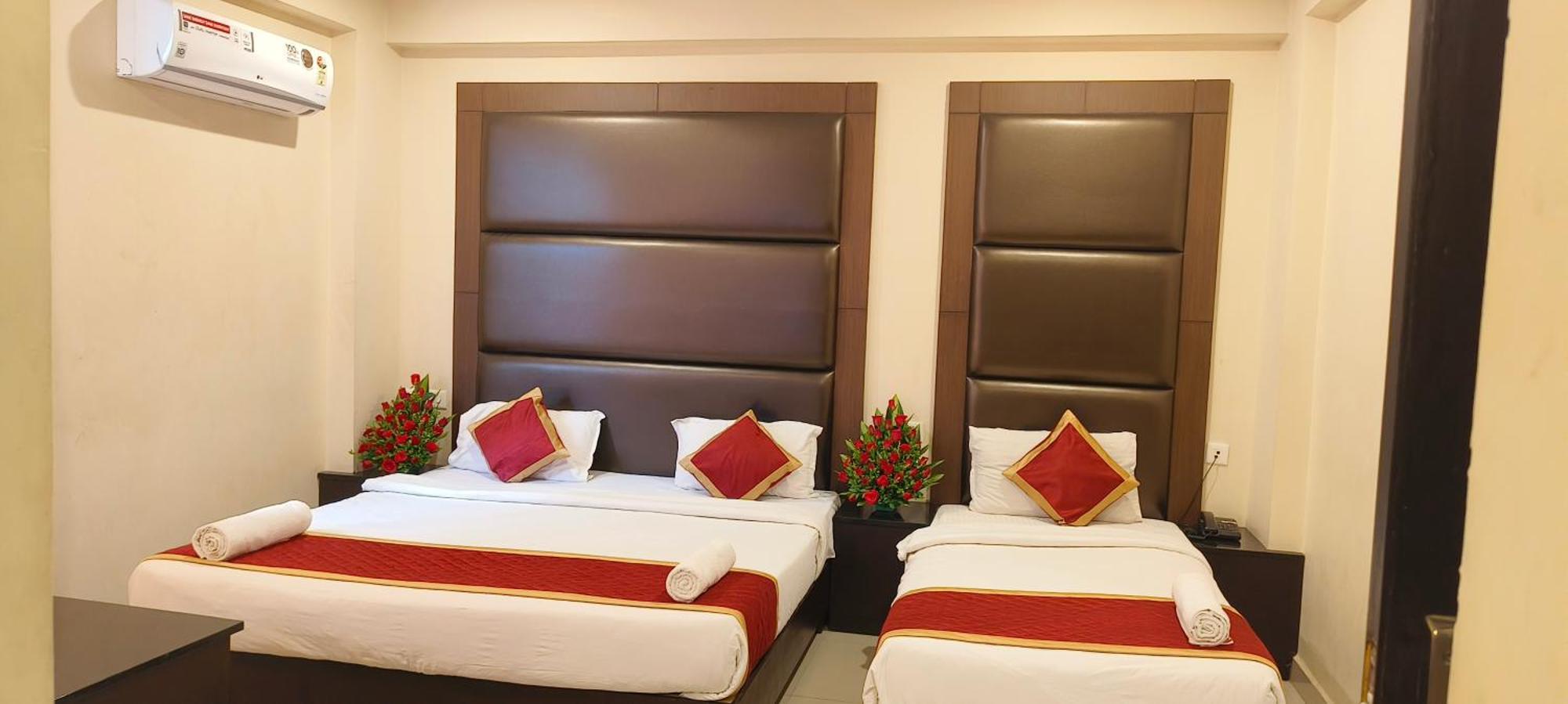 Hotel Pioneer Paradise Nāgercoil 외부 사진