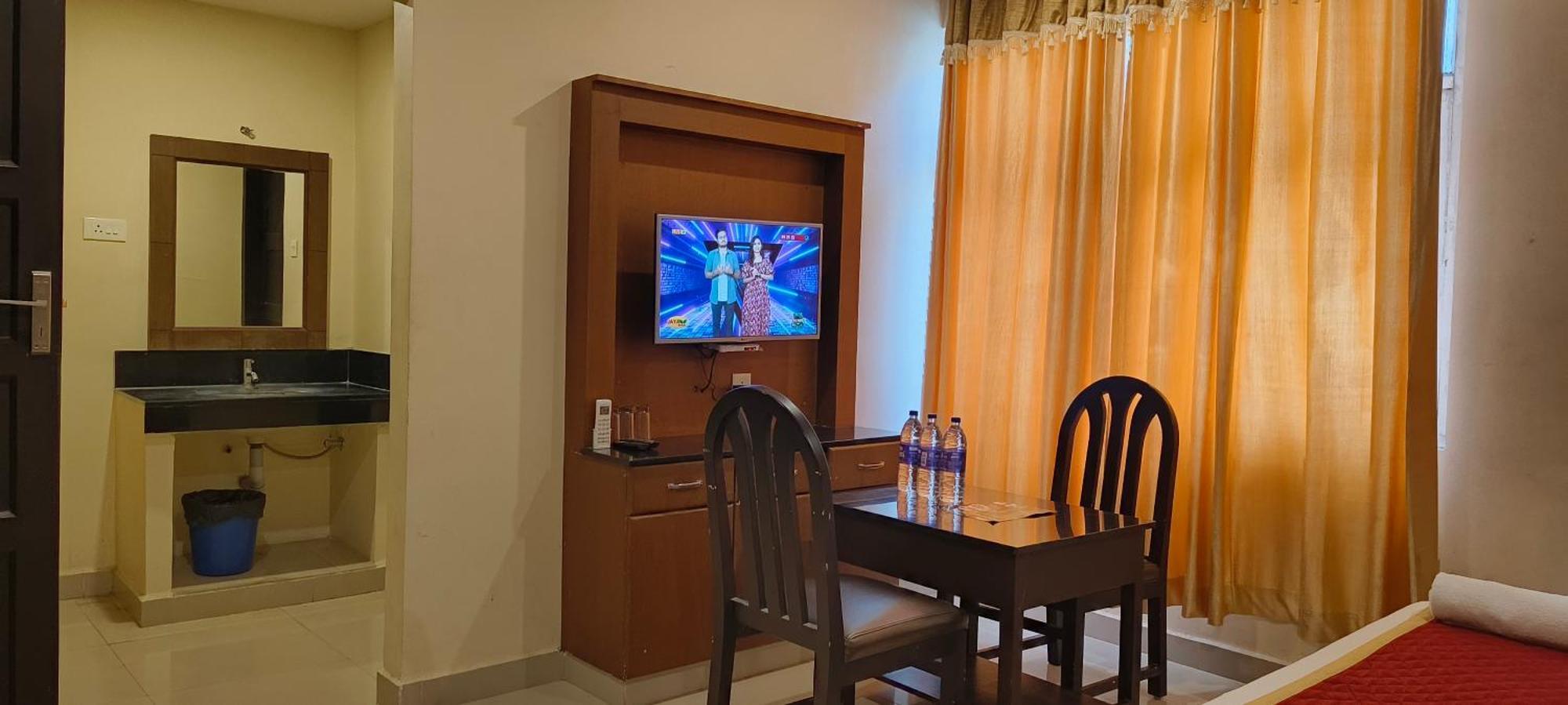 Hotel Pioneer Paradise Nāgercoil 외부 사진