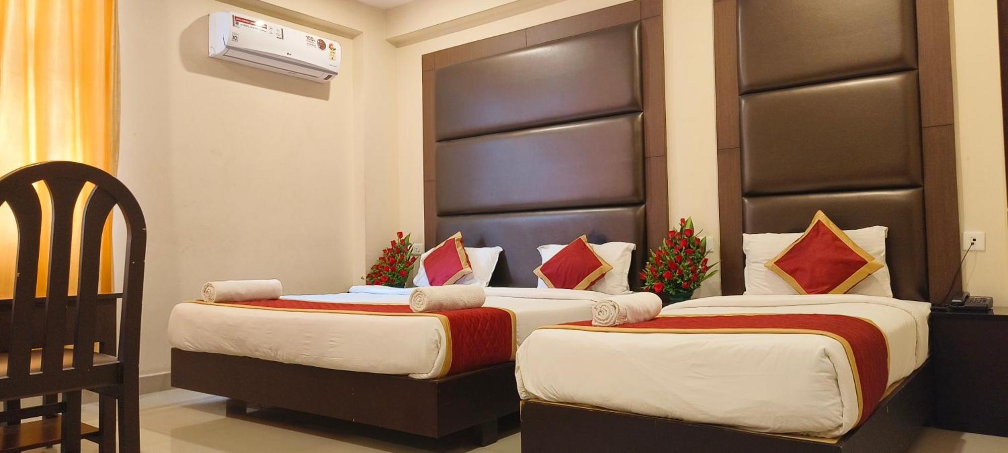 Hotel Pioneer Paradise Nāgercoil 외부 사진